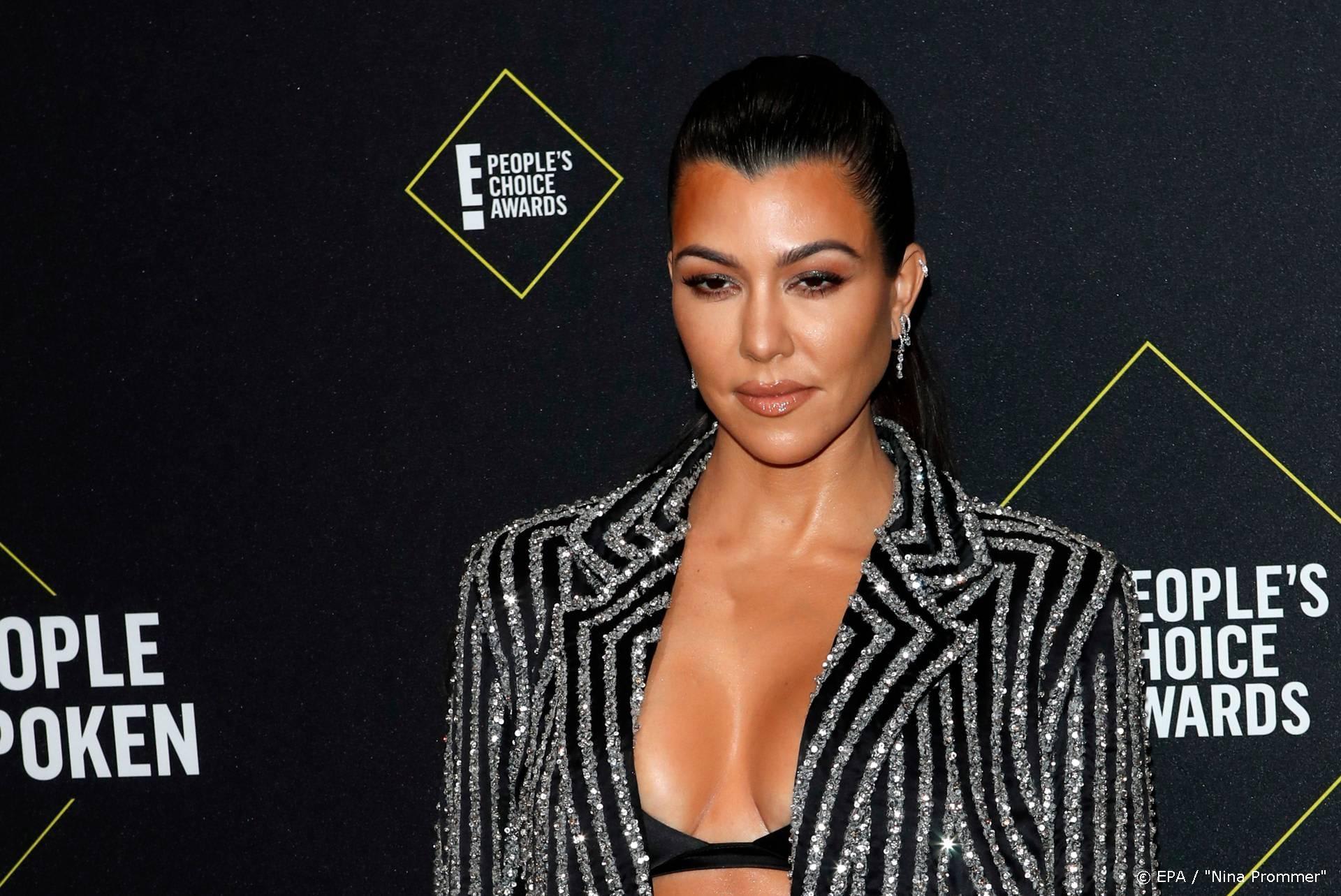 Kourtney Kardashian: niet zwanger, wel wat coronakilo's erbij