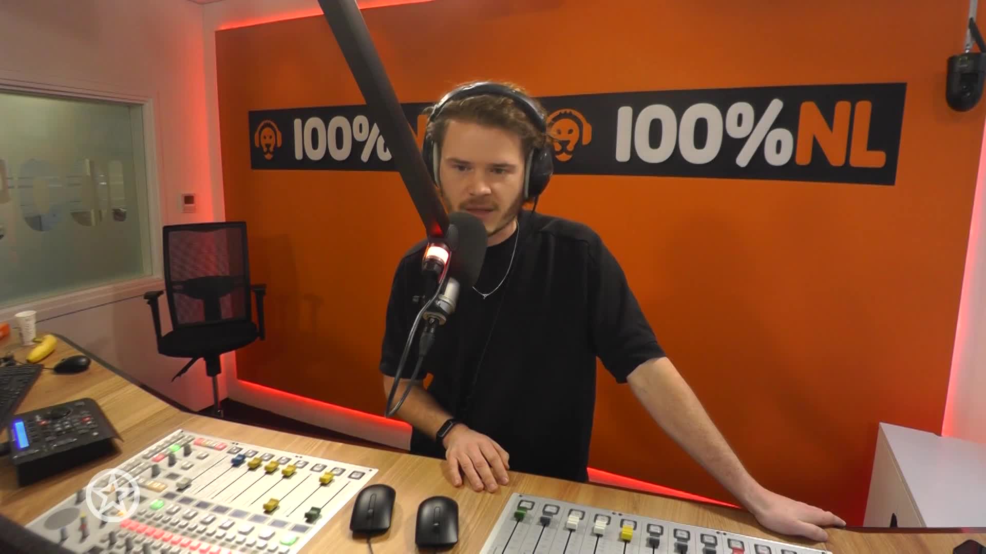 100% NL-dj reageert op Suzan en Freek