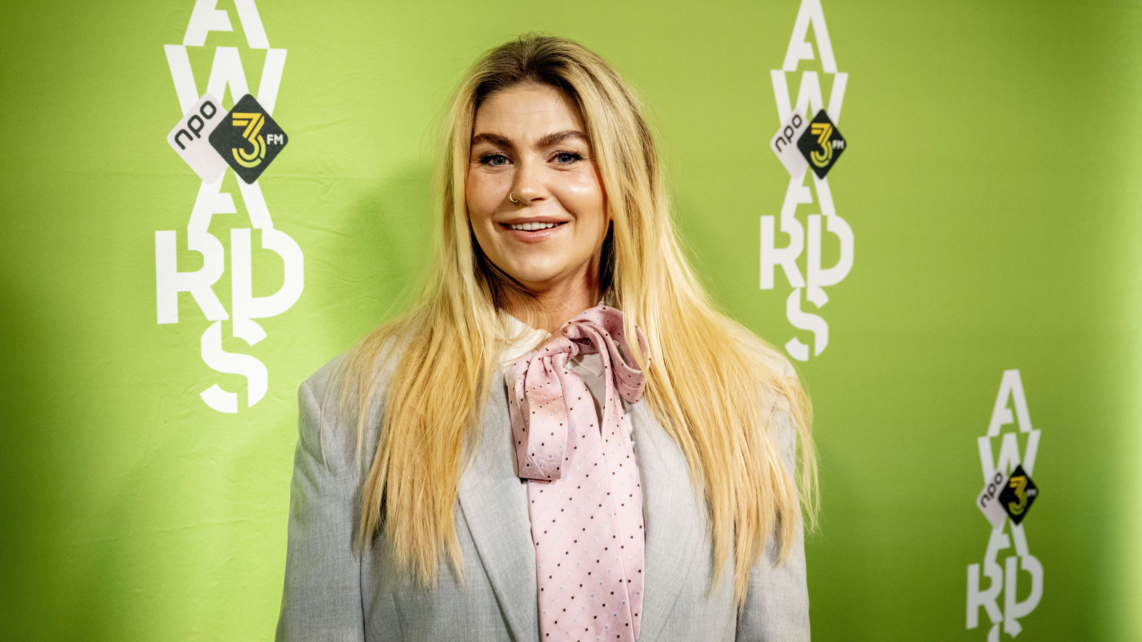 Langgekoesterde droom Roxeanne Hazes komt uit