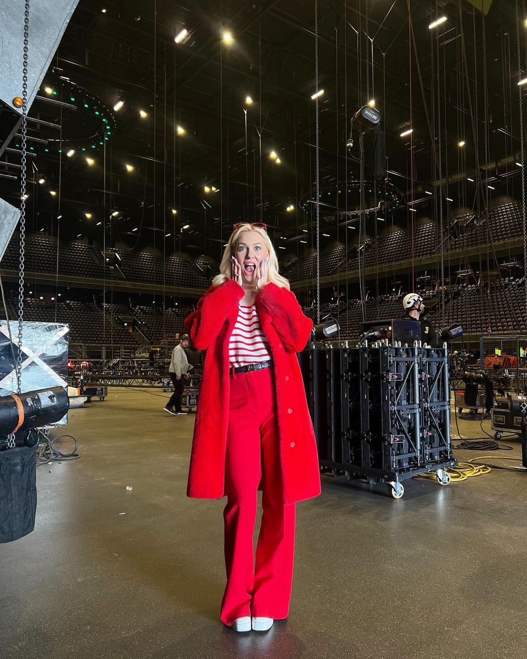 Susanna Klibansky wordt uitgelachen om vals optreden