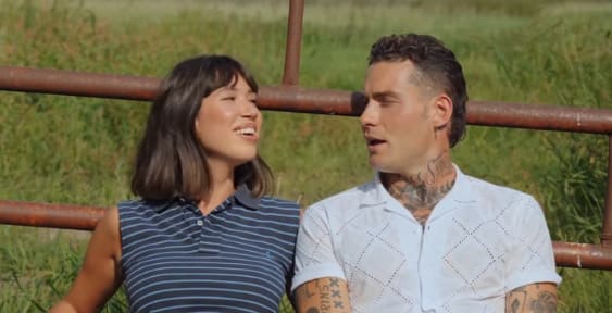 Douwe Bob en MEAU gieren het uit tijdens optreden | Shownieuws