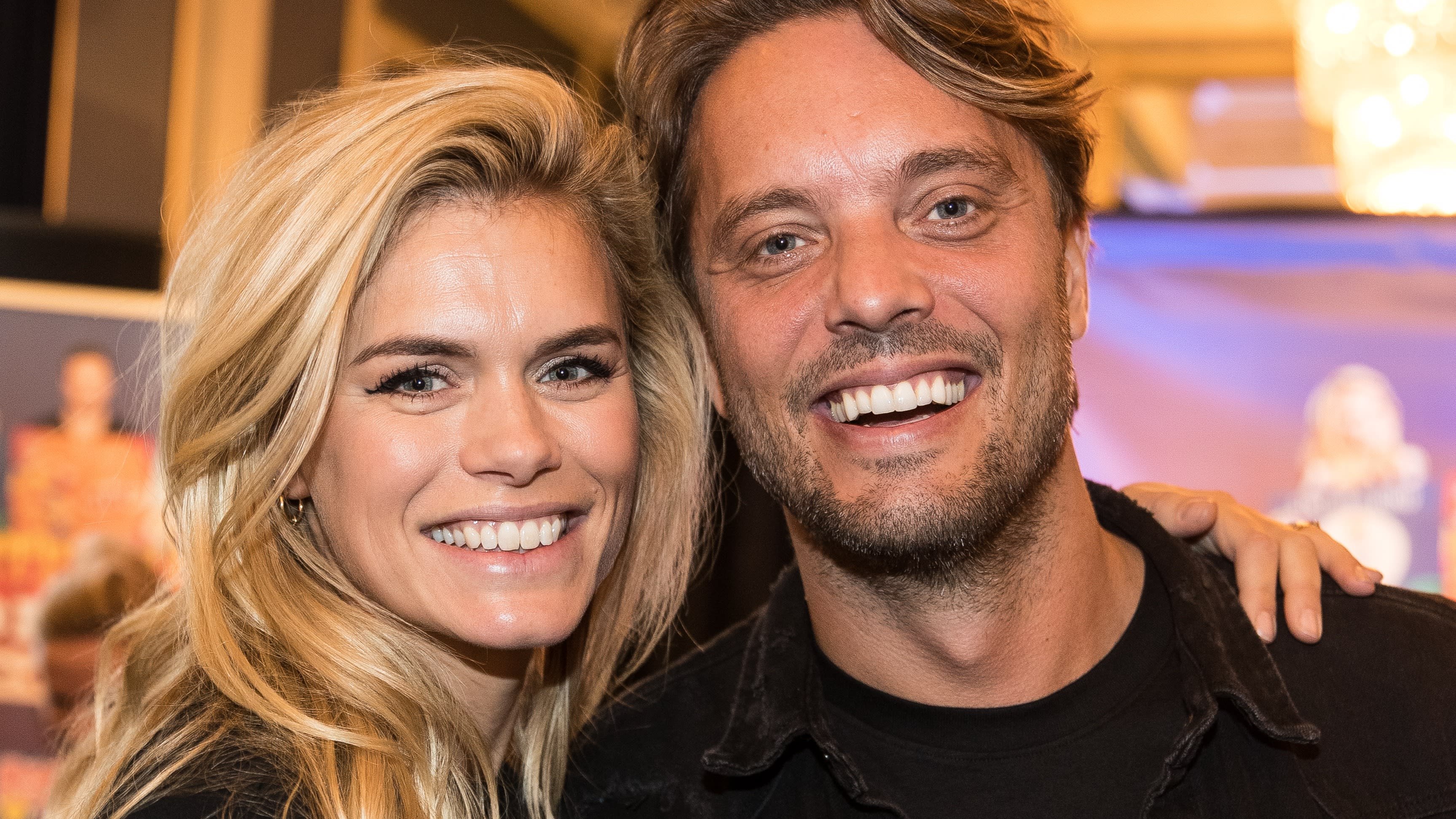 Nicolette en Bas dolblij met gezinsuitbreiding: 'Weer een baby'