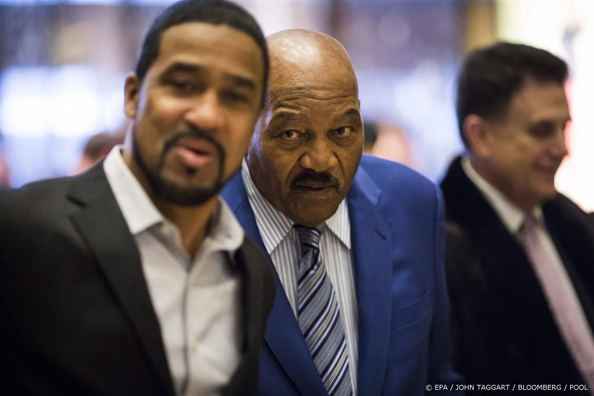 Acteur en American-footballer Jim Brown (87) overleden