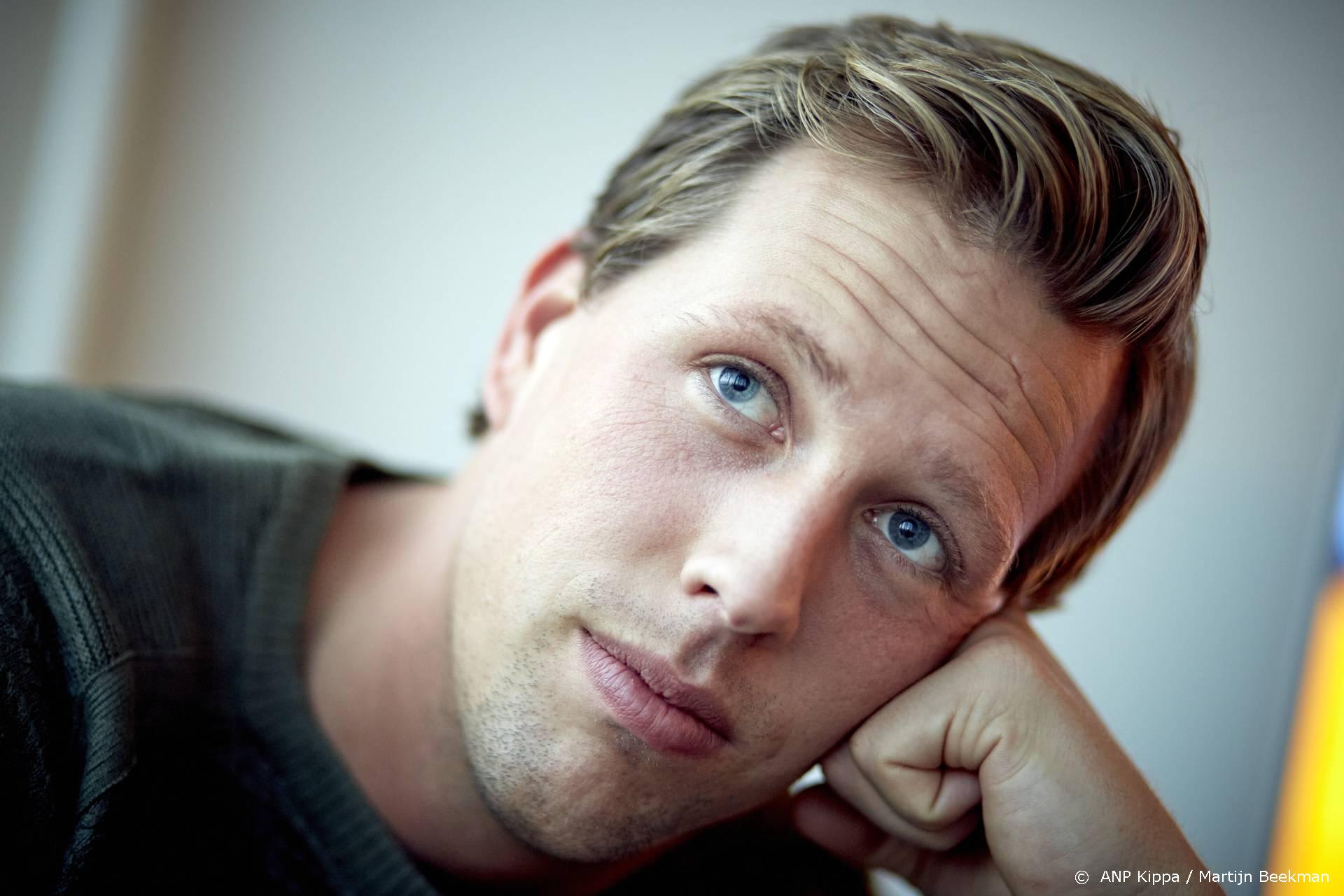 Freek Vonk stapt met dubbel gevoel vliegtuig in