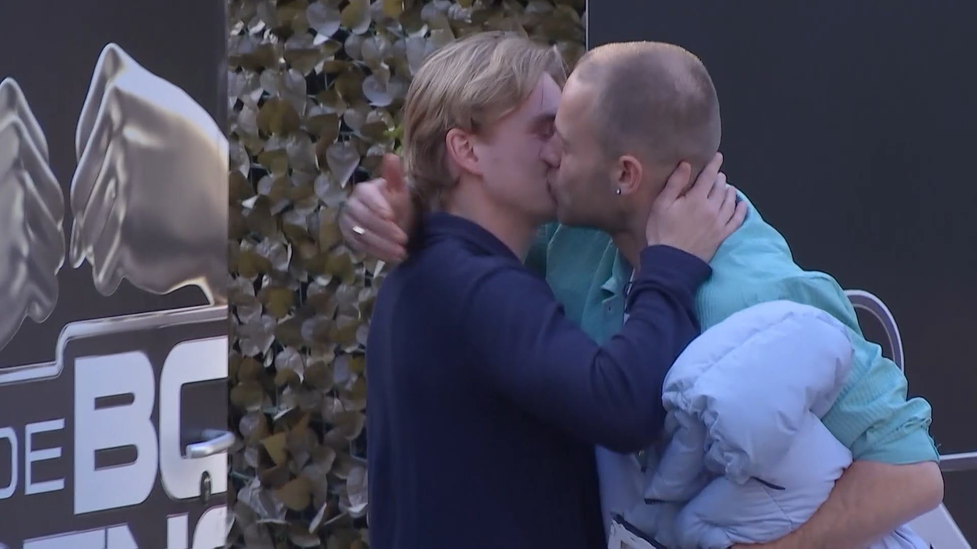 Brijan neemt emotioneel afscheid