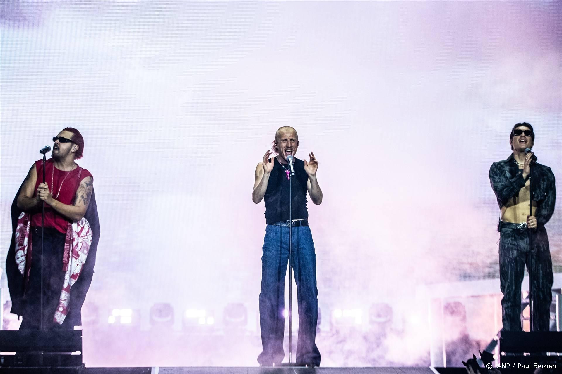 Goldband zingt over hun moeilijke strijd