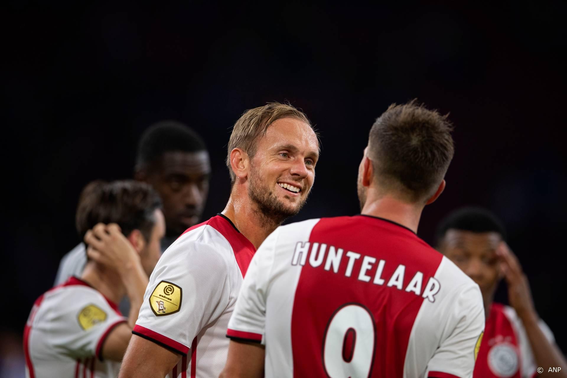 Siem de Jong gaat trouwen met vriendin Fieke Knuppe