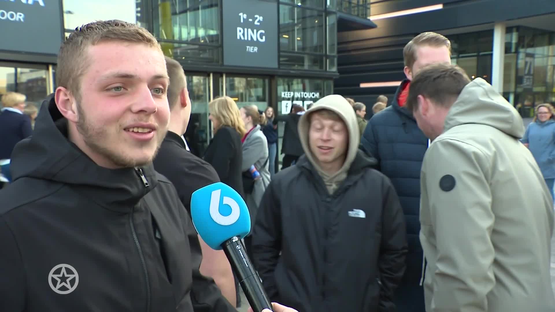 Fans Nick en Simon maken zich op voor laatste concert