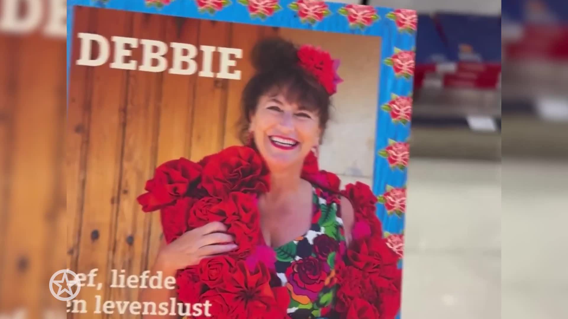 B&B Vol Liefde-Debbie brengt haar eigen boek uit