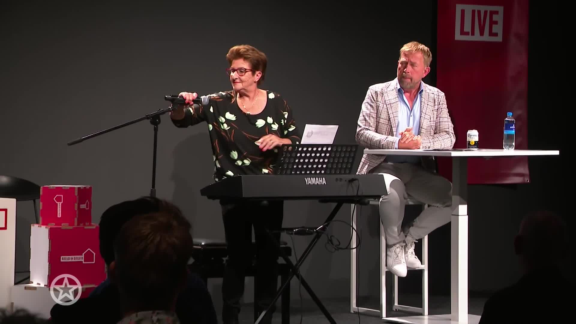 Claudia de Breij verrast Orgel Joke