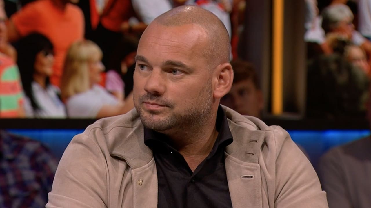 Wesley reageert op situatie met Ajax, gesprek met F-side en uitspraak Johan Derksen