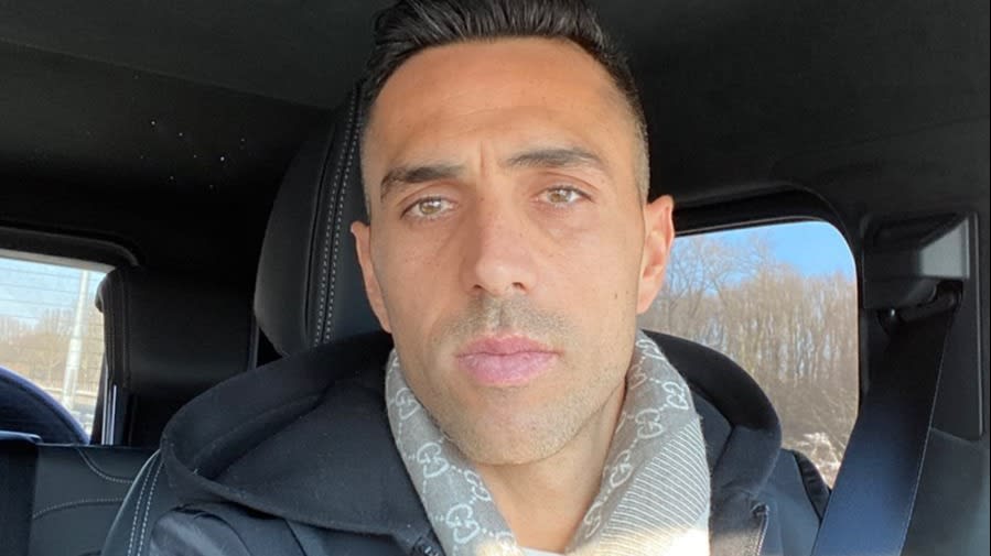 Zahavi speelt na overval nu al weer wedstrijd