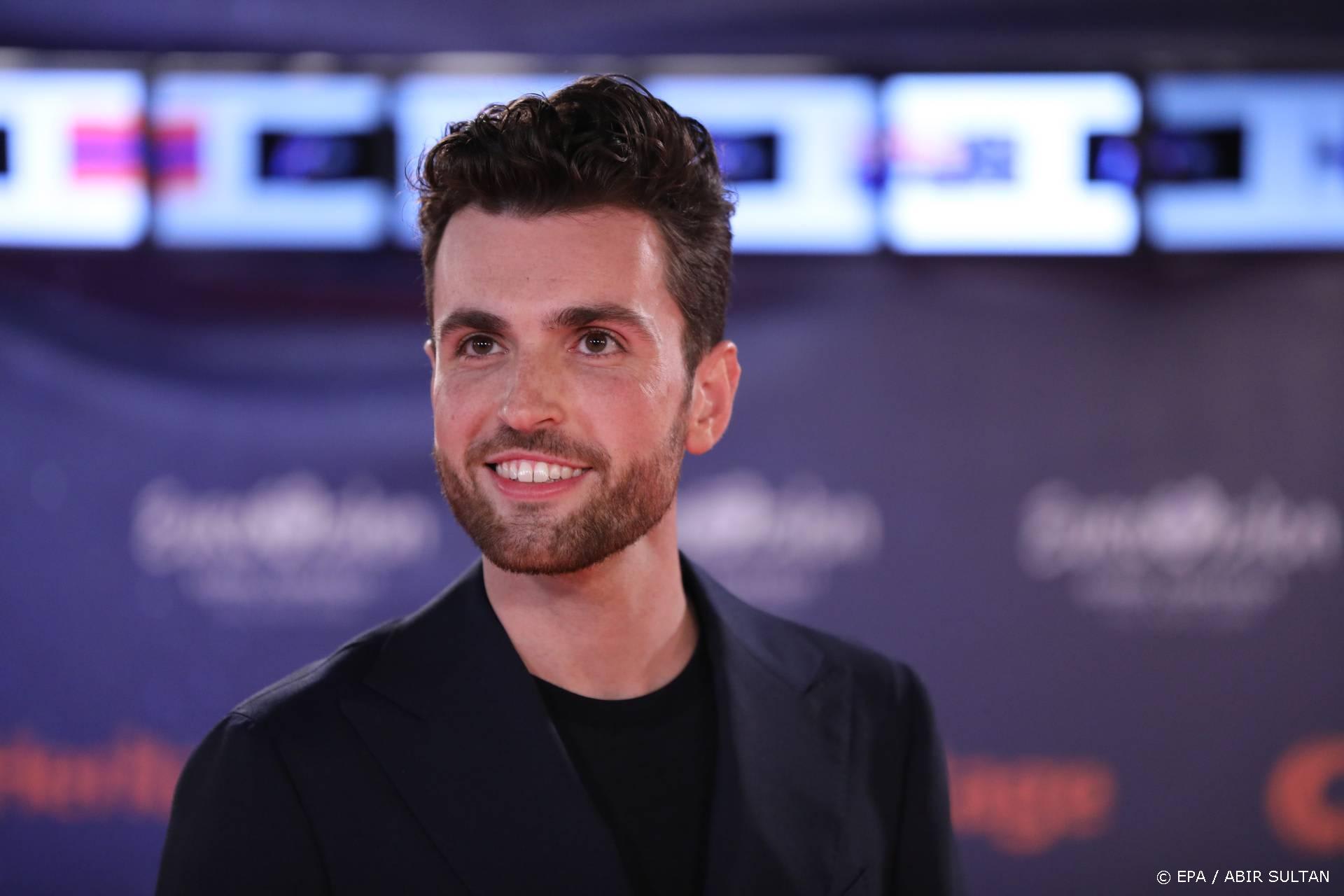 Gloednieuwe look voor Duncan Laurence