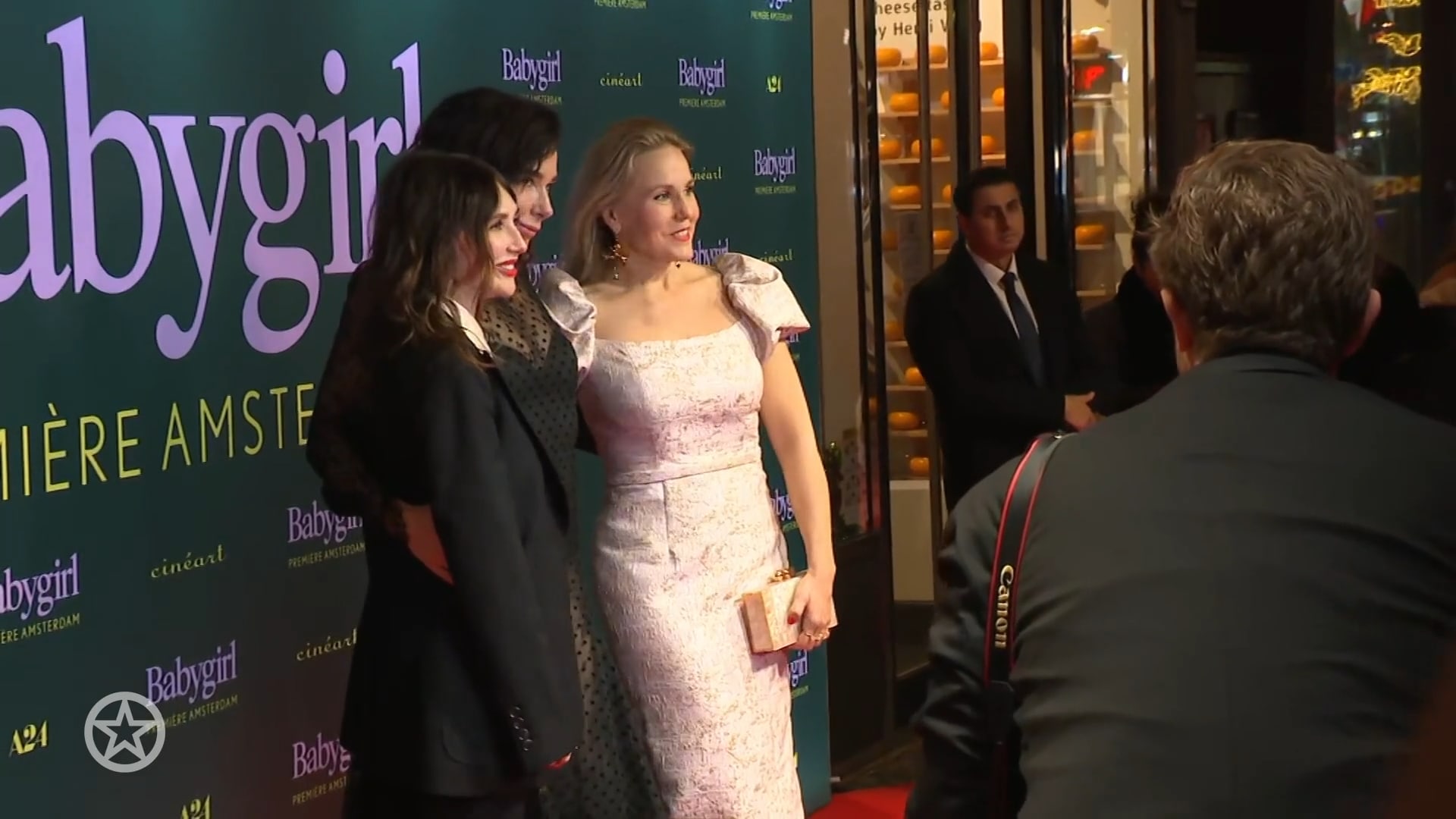 BN'ers over de rode loper bij première van Babygirl