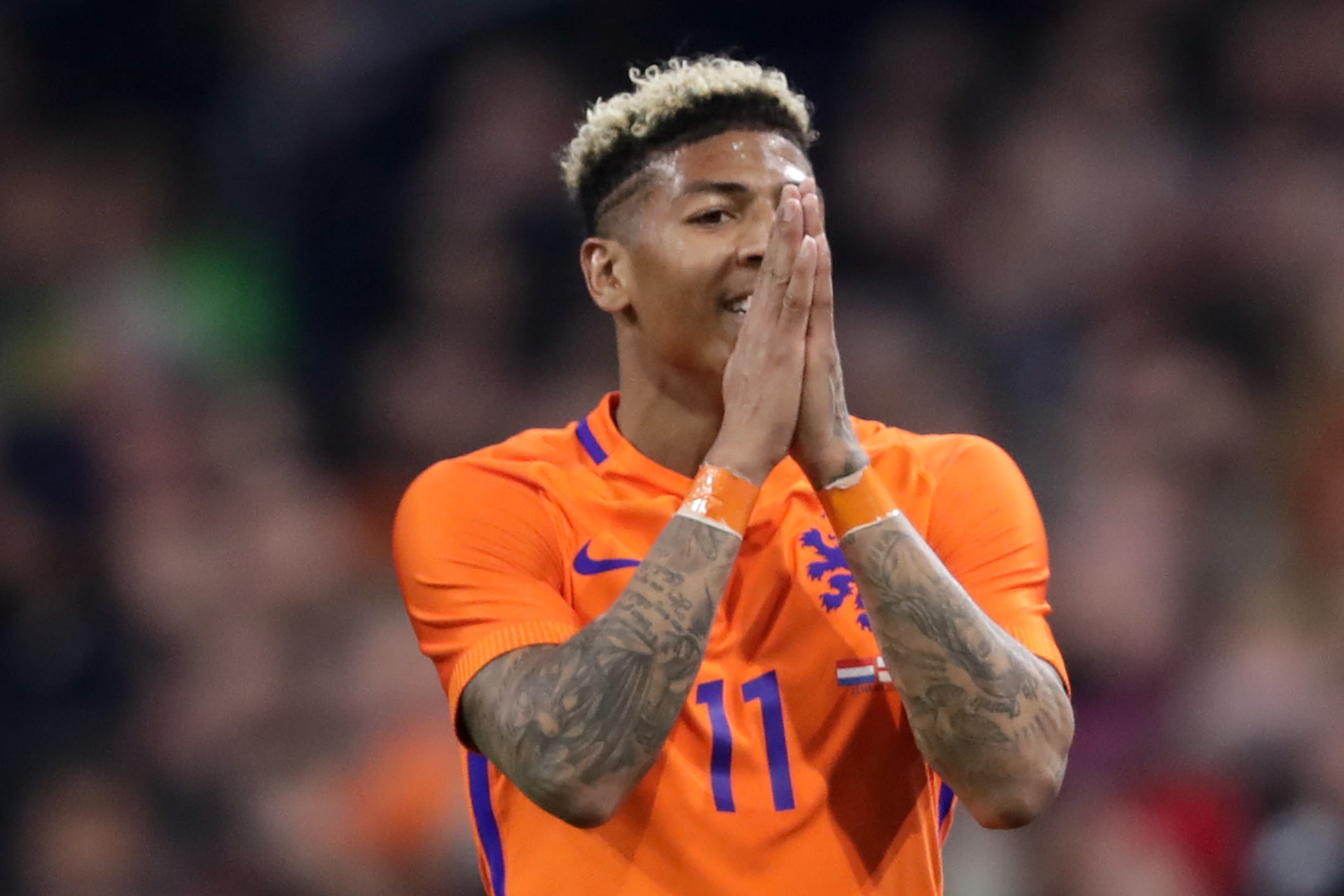 Palace wint maar raakt Van Aanholt kwijt