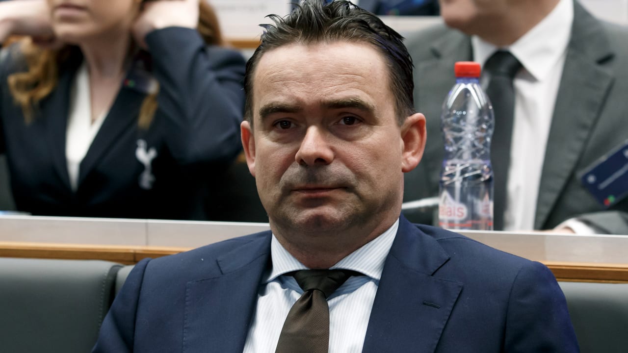 Overmars wijst functie als technisch directeur Barcelona af