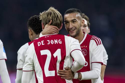 Ajax duimt voor De Jong en Ziyech