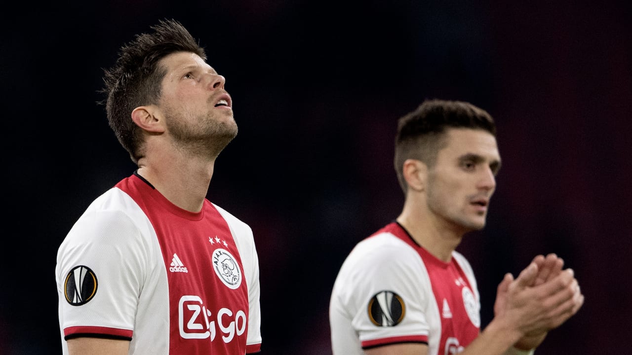 'Ajax gaat contract van Huntelaar formeel opzeggen'