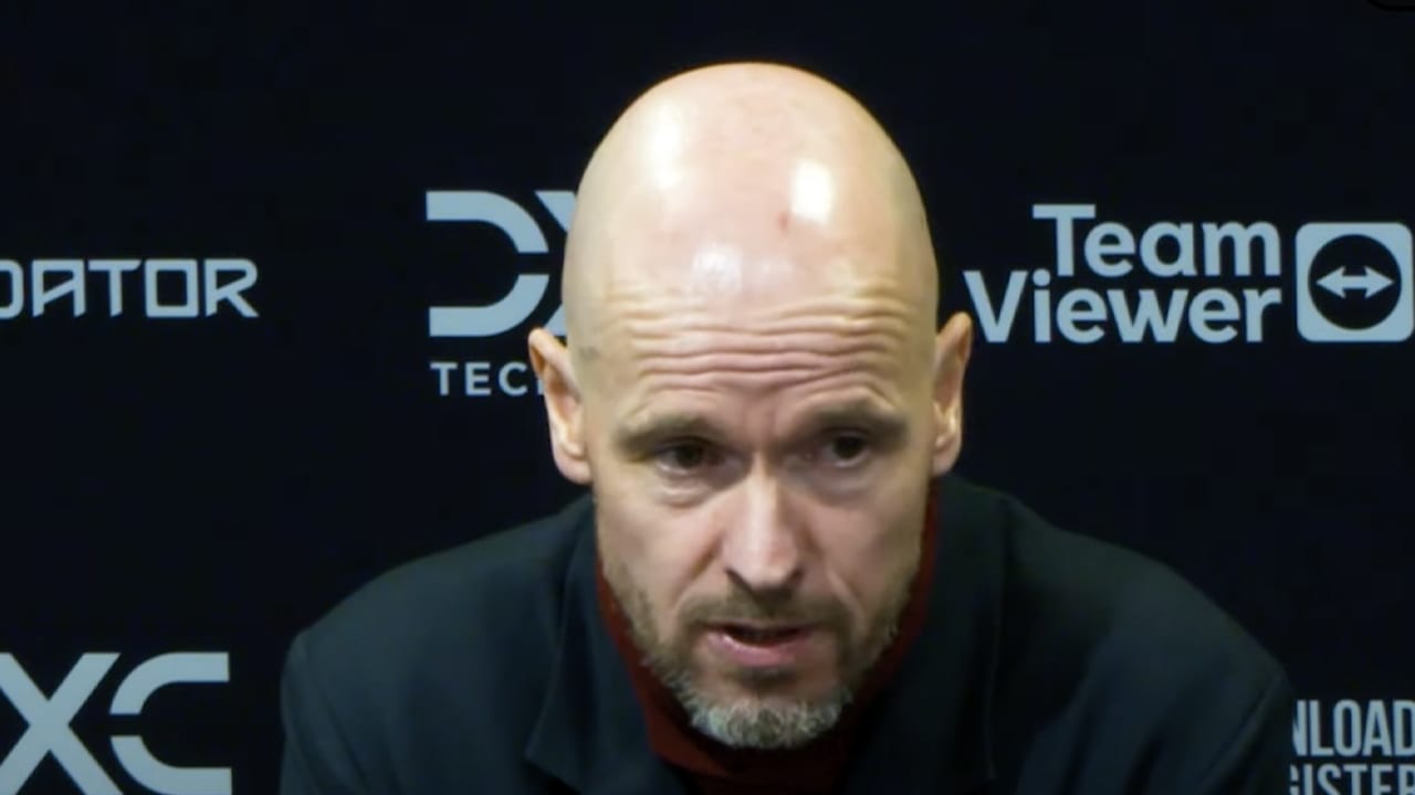 Erik ten Hag komt met nieuw Engels gezegde: 'Then you have to run behind the facts'