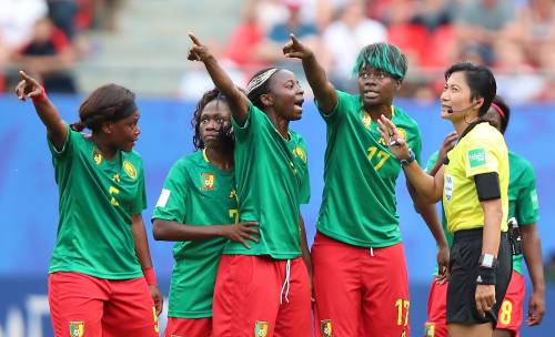 Wangedrag voetbalsters Kameroen onder de loep