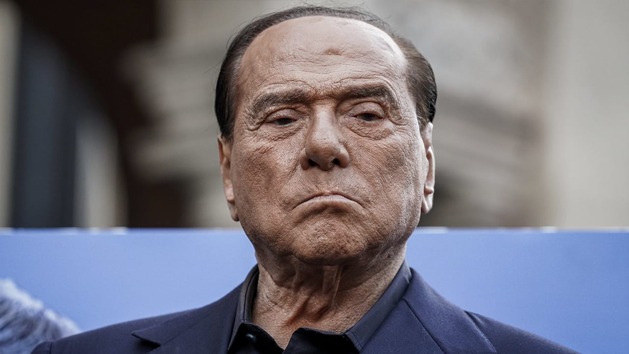Italiaanse oud-premier en oud-eigenaar AC Milan Silvio Berlusconi overleden