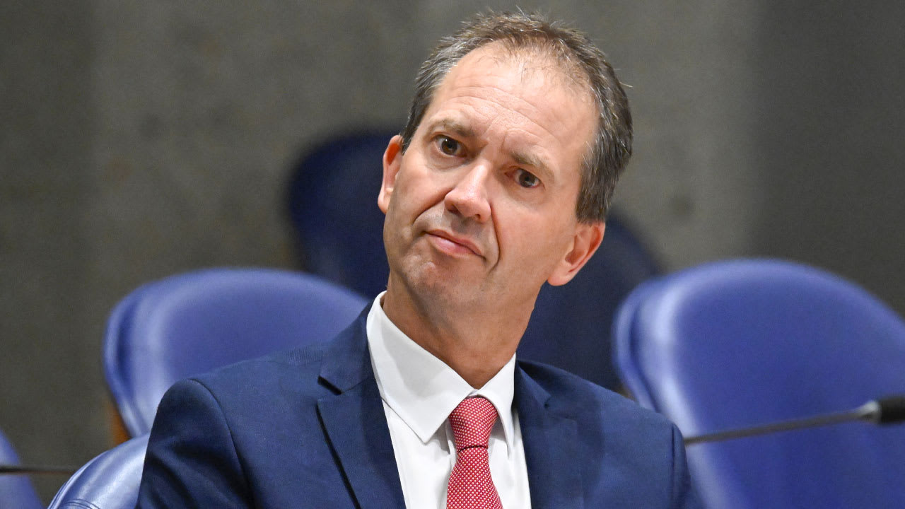 Van Hijum: structureel geld voor vroegpensioenregeling