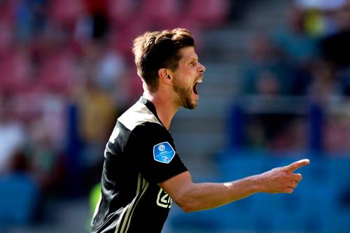 Ajax wint besloten oefenduel met PEC Zwolle