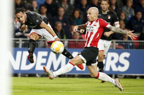 PSV ook tegen FC Emmen onaantastbaar