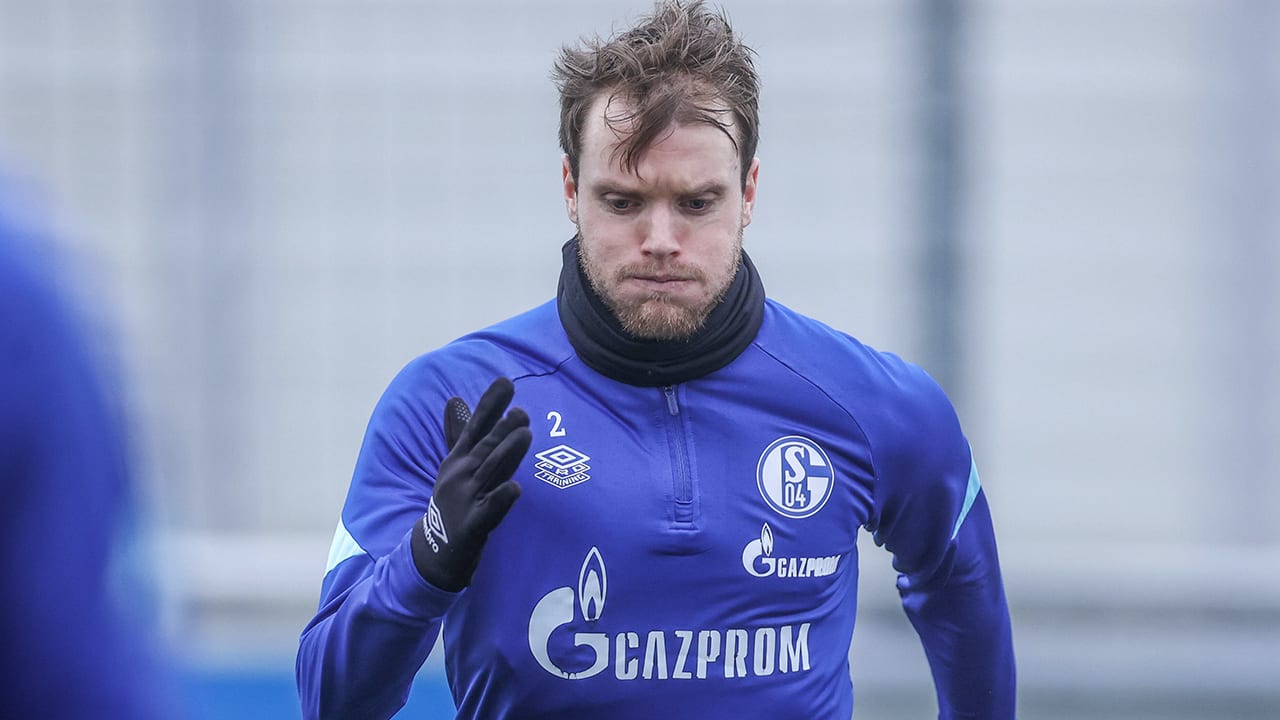 Schalke 04 pakt door: haalt Russische hoofdsponsor Gazprom van shirt