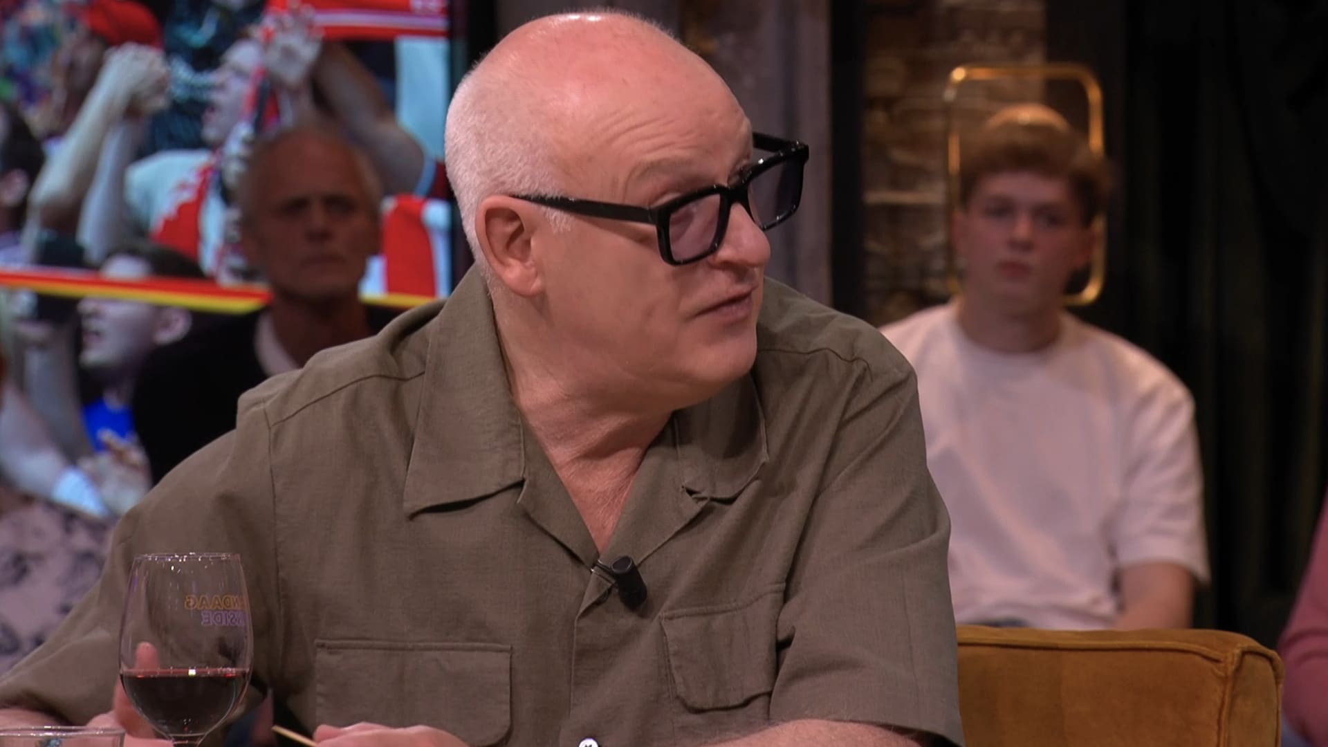 René: 'Hij heeft een goede kop, goed lichaam, loopt mooi – dat past wel bij Ajax!'