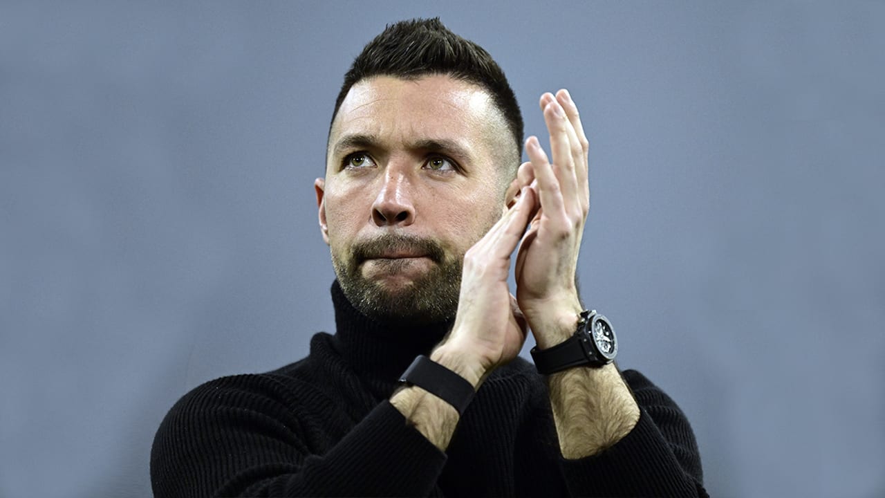 Vertrekt Farioli al na dit seizoen bij Ajax? 'Als hij de kans krijgt, dan stapt hij op'