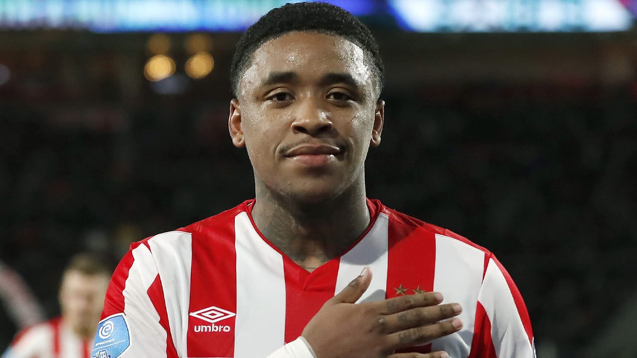 Dit verdient PSV aan de recordtransfer van Bergwijn naar Ajax