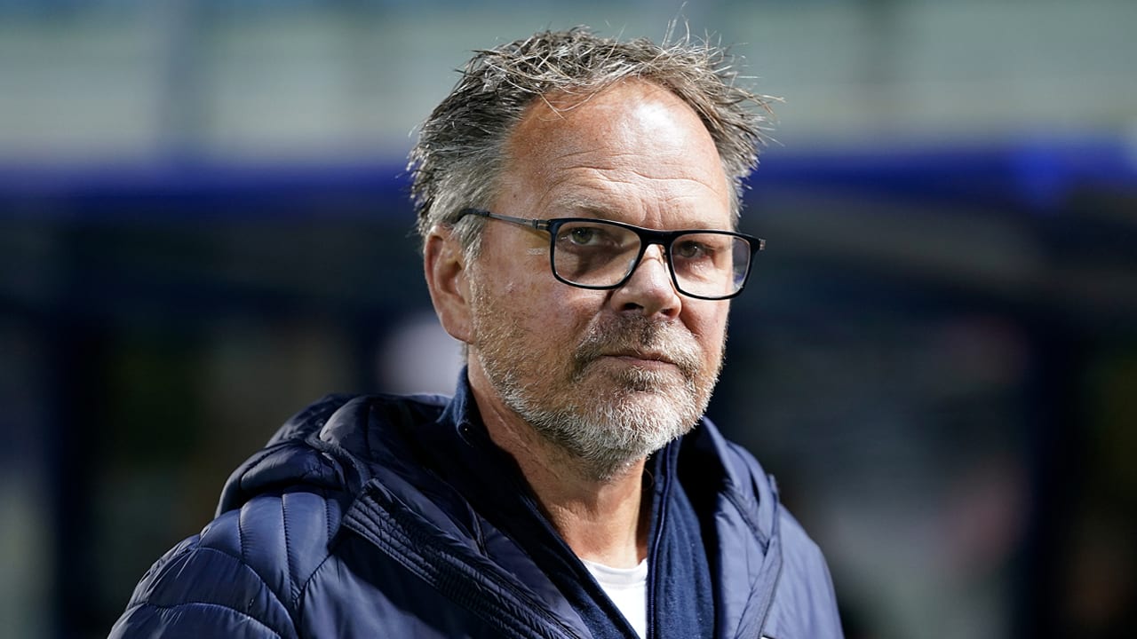 Henk de Jong langer uit de roulatie bij SC Cambuur