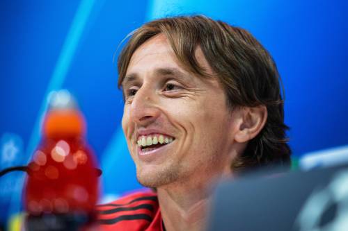Modric verslaat Bale tijdens EK-kwalificatie 