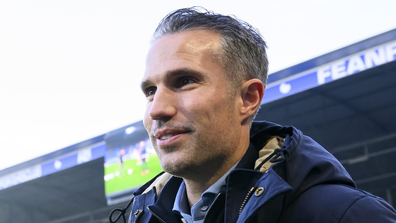 Officieel: Robin van Persie nieuwe trainer van Feyenoord