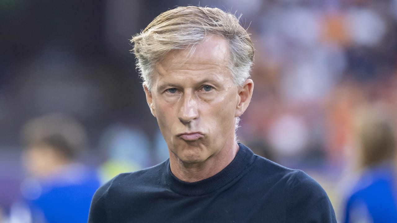 Vertrekkende bondscoach Andries Jonker mist doelstellingen met Oranjevrouwen