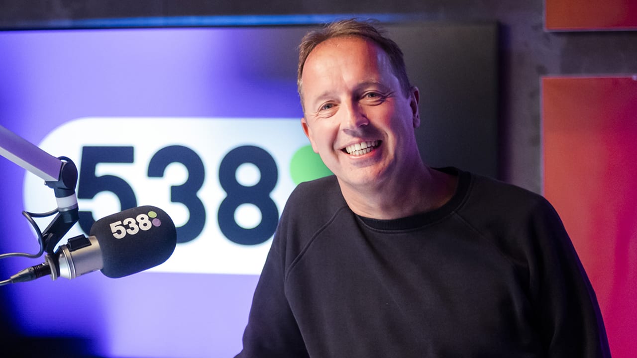 Edwin Evers maakt na ruim vijf jaar rentree op Radio 538 met eigen show