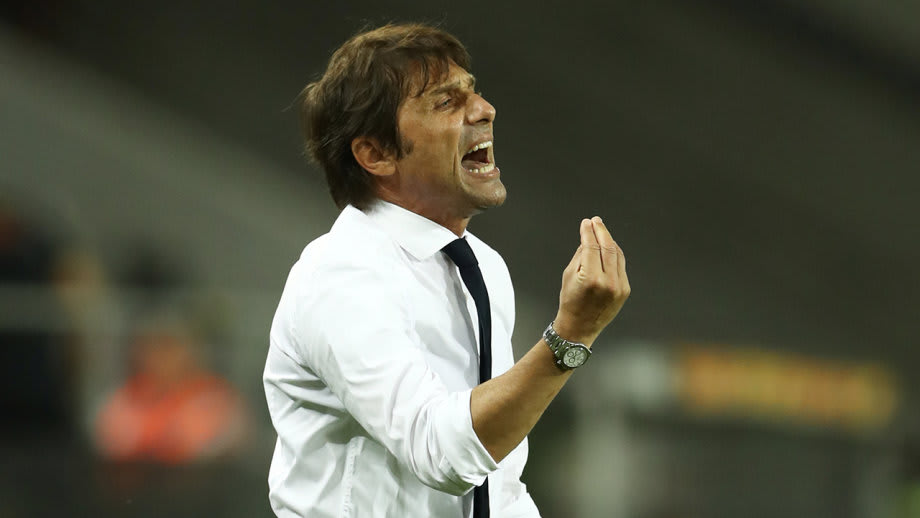 Conte twee duels geschorst na misdragingen