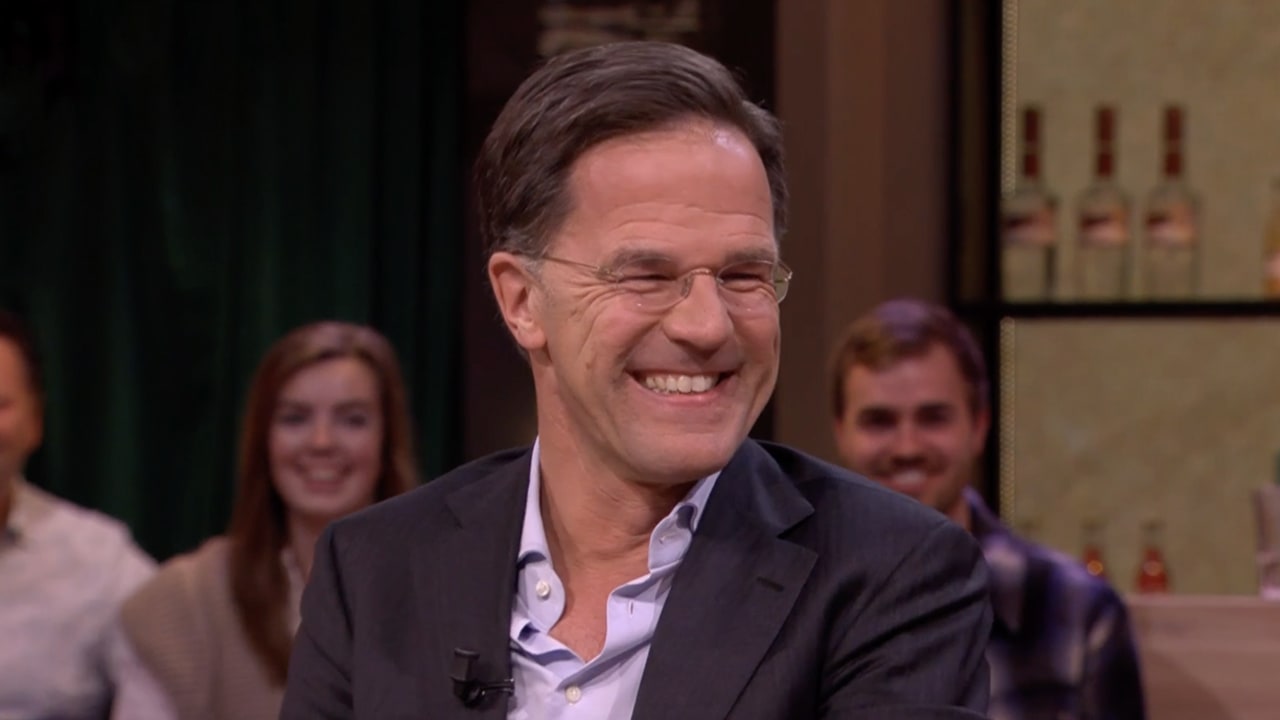 Mark Rutte komt belofte na en schuift opnieuw aan bij Vandaag Inside