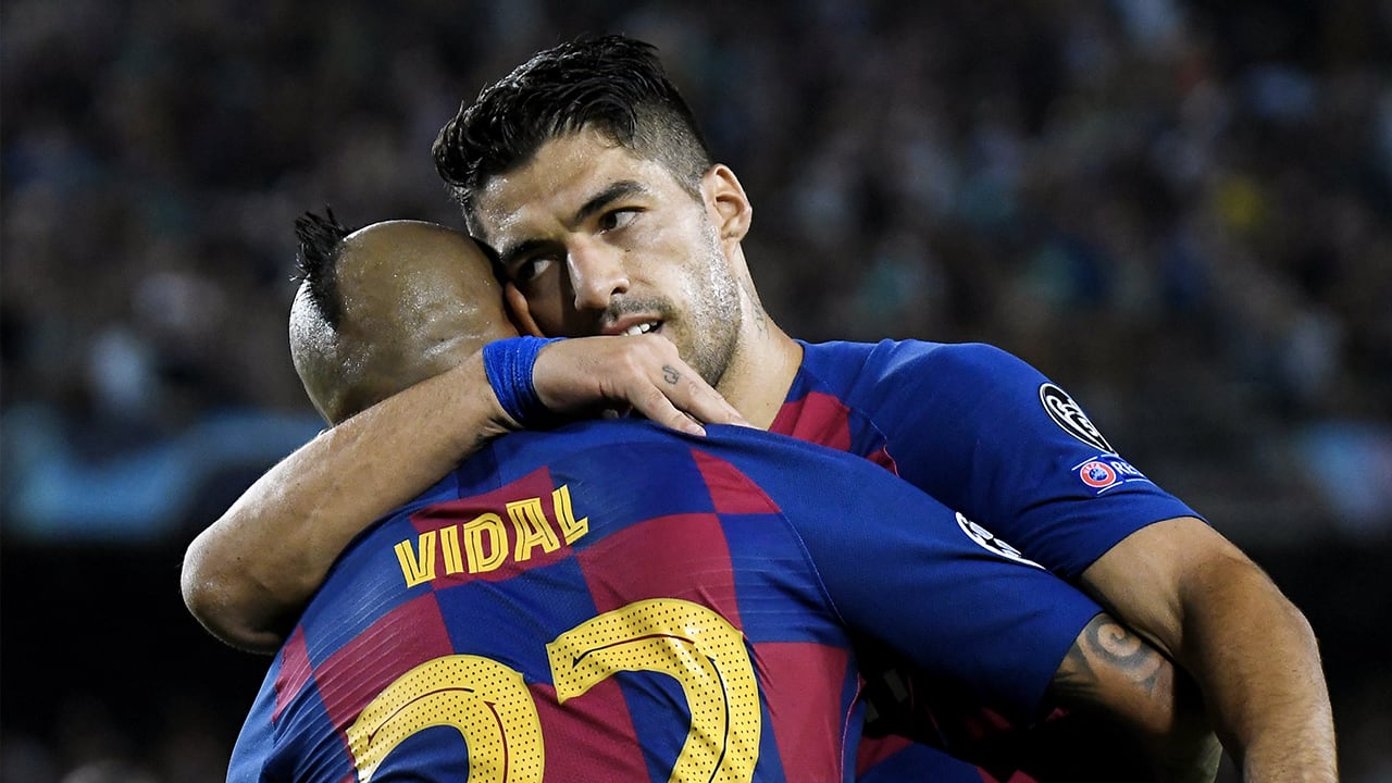 Koeman laat Suárez en Vidal uit selectie
