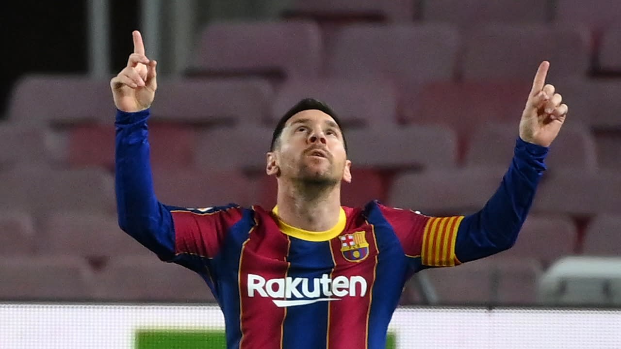 Messi evenaart Ramos met 45e Clásico