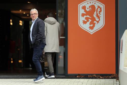 KNVB praat met vele partijen, besluit volgt mogelijk later