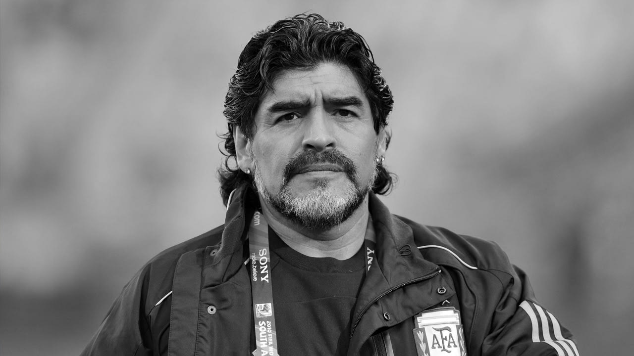 Diego Maradona op 60-jarige leeftijd overleden 