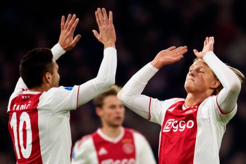 Ajax verslaat Willem II: 2-0