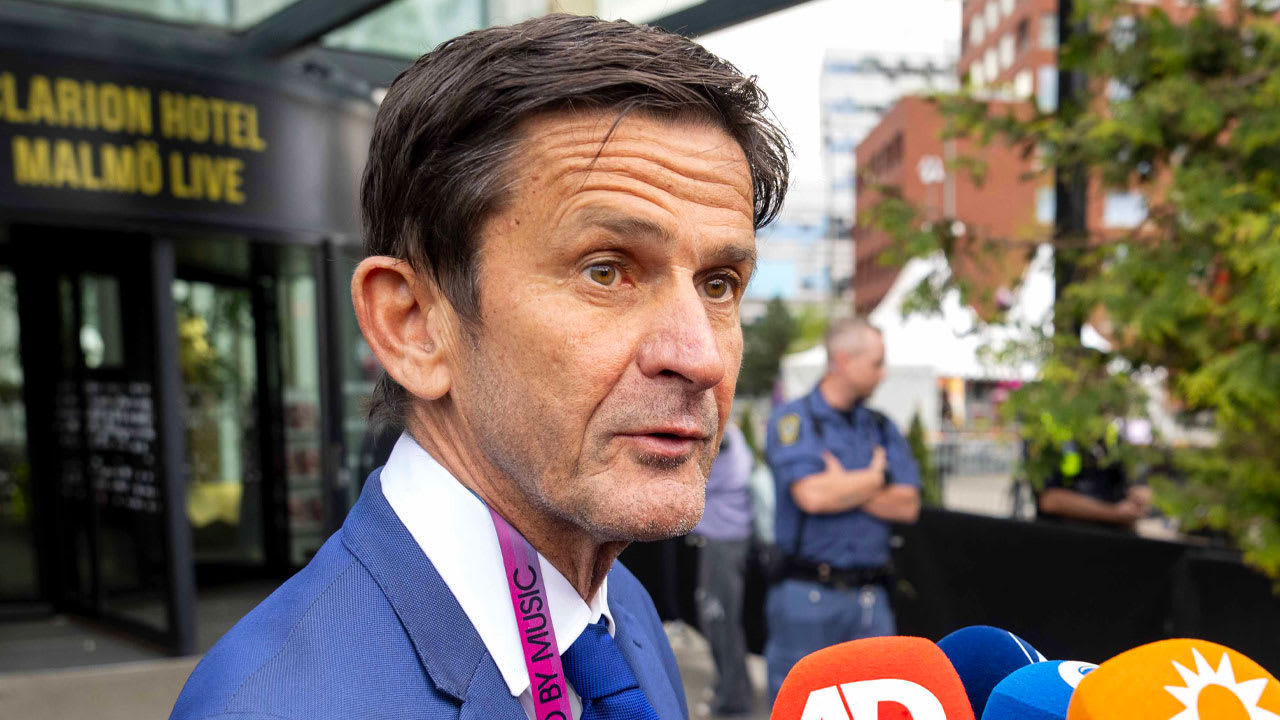 'Fuck de EBU!' door Cornald Maas verkozen tot TV Moment van het Jaar