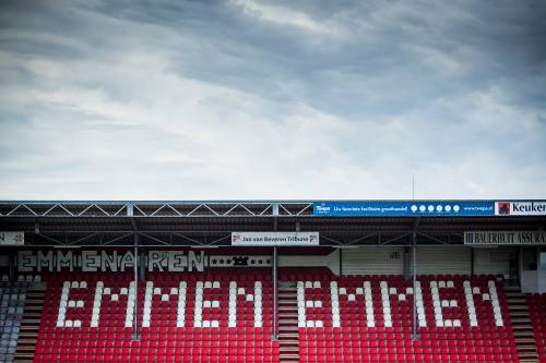 FC Emmen legt Peruaanse verdediger vast