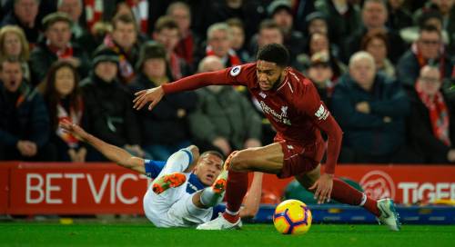 Liverpool langer zonder verdediger Gomez