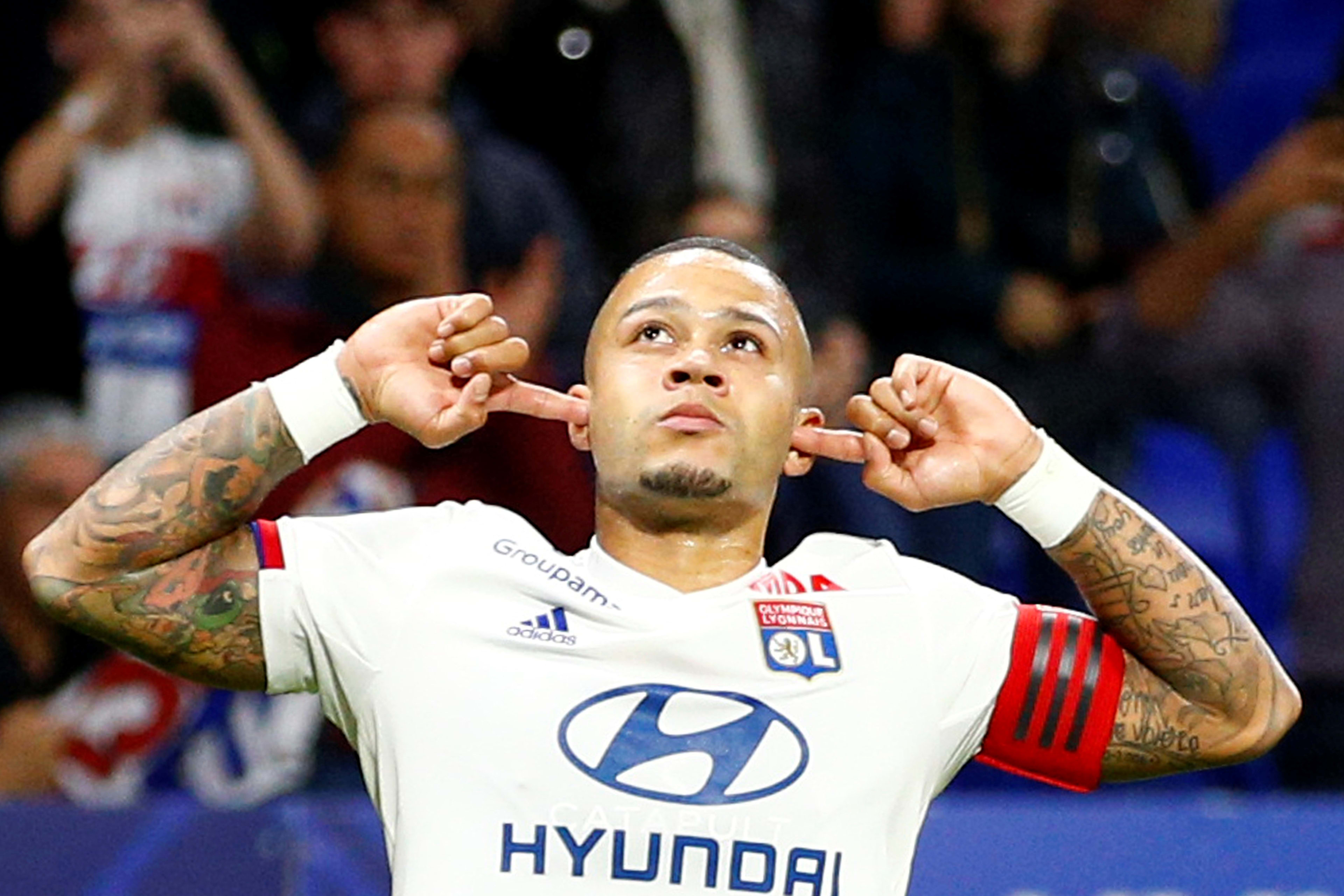 Memphis officieel nieuwe aanvoerder Olympique Lyon