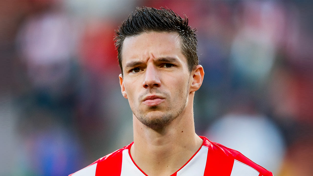 Ajax deelt via Instagram sneer uit aan Viergever