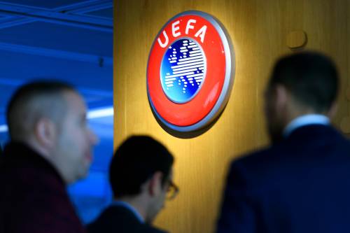 UEFA straft Servië wegens racisme